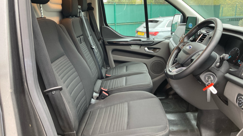 Ford Transit Custom 340 L1 Diesel Fwd 2.0 EcoBlue 170ps Low Roof Limited Van Auto